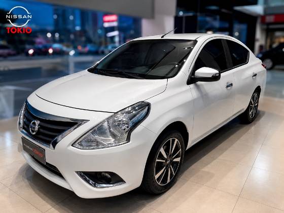 NISSAN VERSA 1.6 16V FLEXSTART SL 4P XTRONIC NISSAN VERSA 1.6 16V FLEXSTART SL 4P XTRONIC